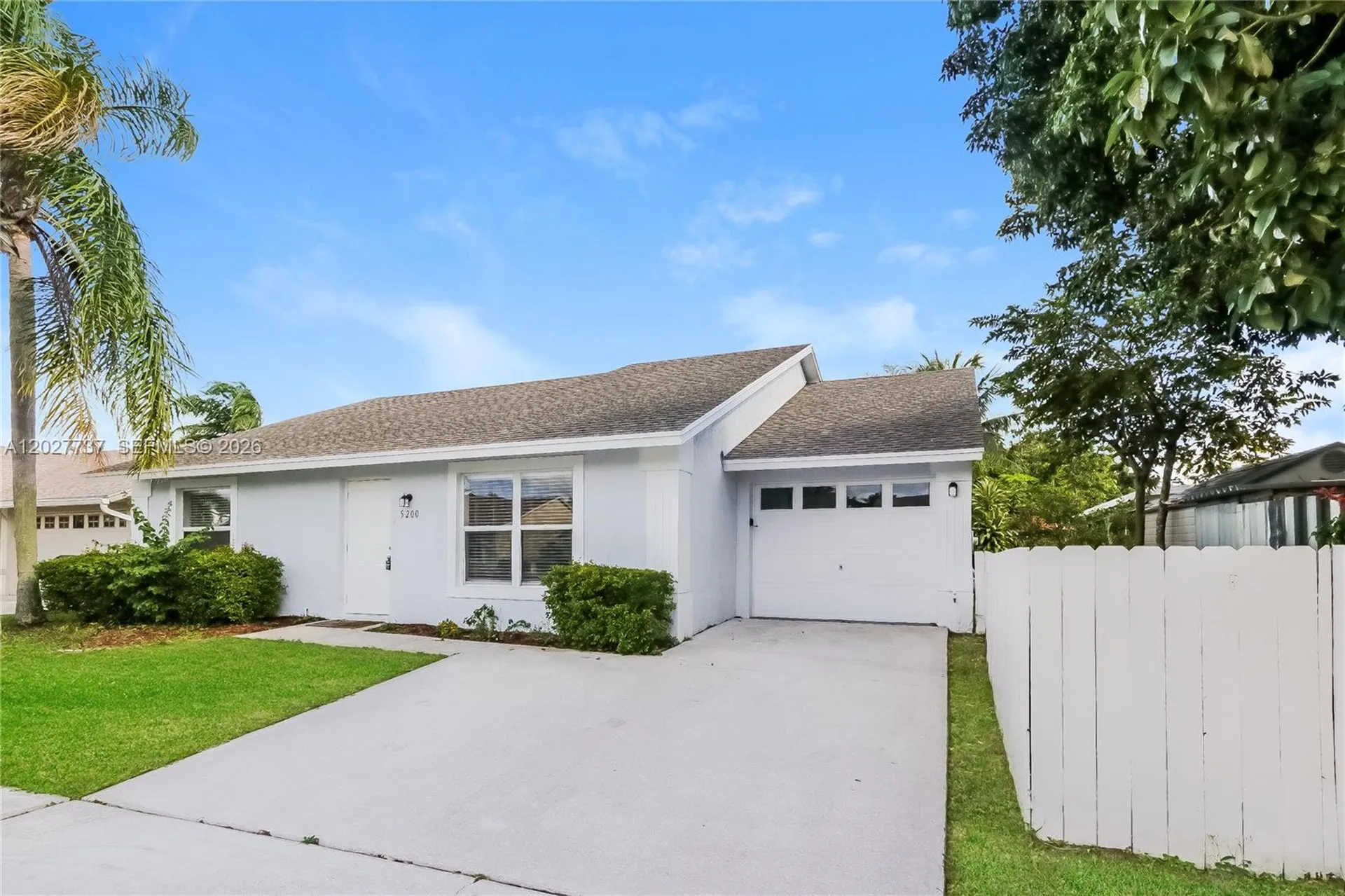 5200 Blueberry Hill Avenue Lake Worth FL 33463