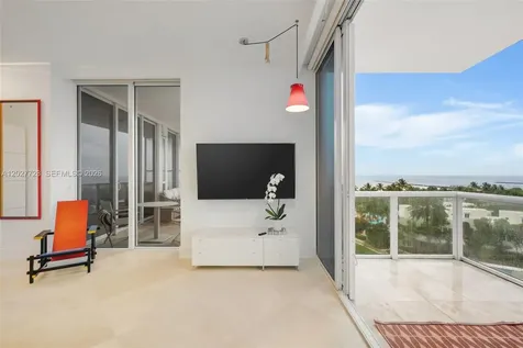 50 S Pointe Drive Miami Beach FL 33139