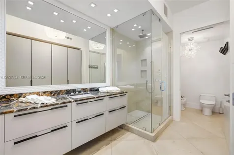 50 S Pointe Drive Miami Beach FL 33139