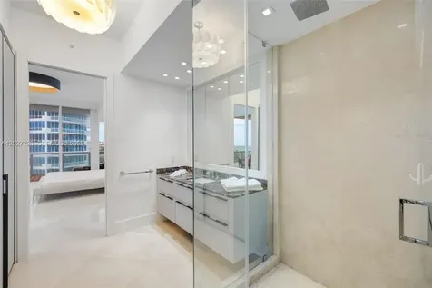 50 S Pointe Drive Miami Beach FL 33139