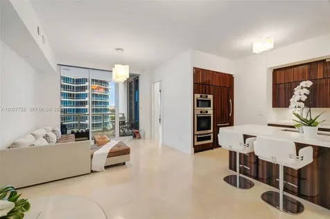 50 S Pointe Drive Miami Beach FL 33139