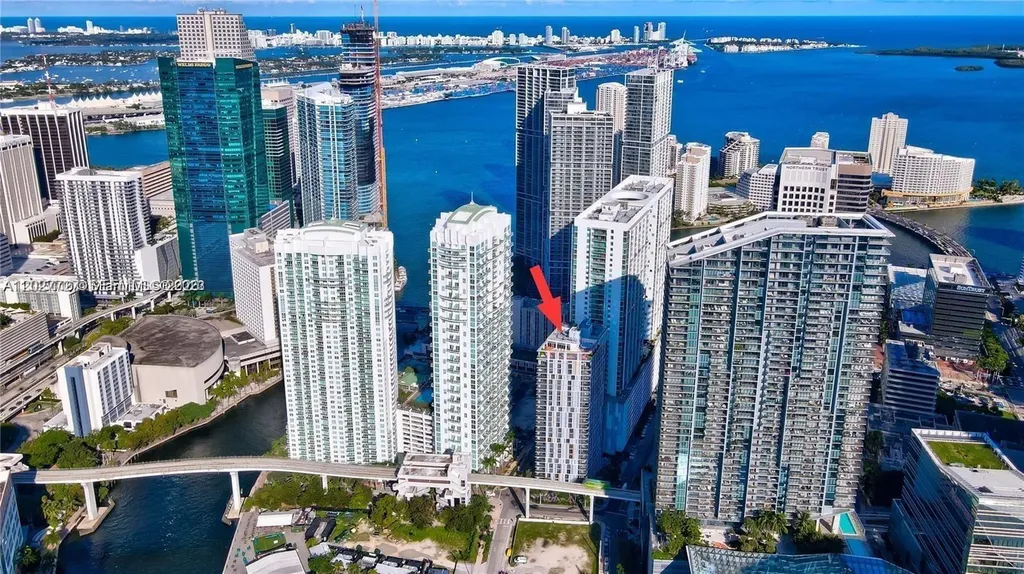 31 SE 6th Street Miami FL 33131
