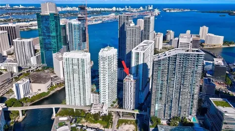 31 SE 6th Street Miami FL 33131