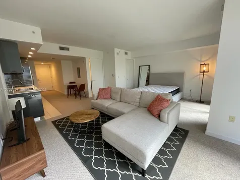 31 SE 6th Street Miami FL 33131