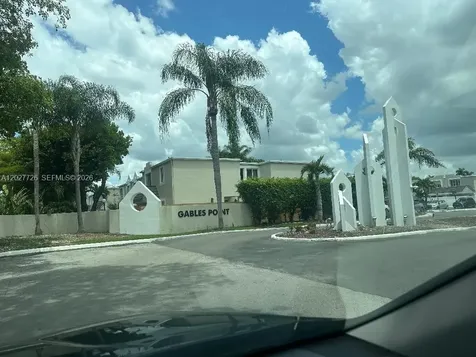 6840 SW 45th Lane Miami FL 33155