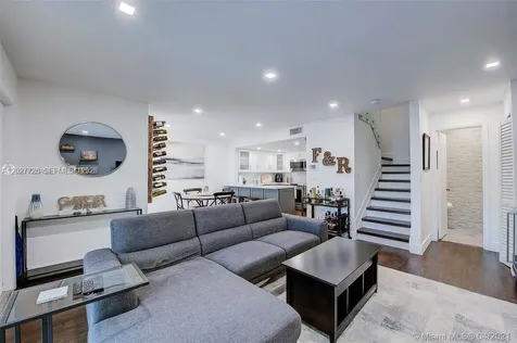 6840 SW 45th Lane Miami FL 33155