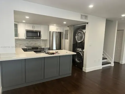 6840 SW 45th Lane Miami FL 33155