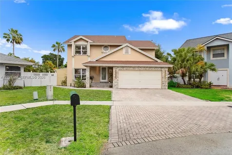 1051 SW 95th Terrace Pembroke Pines FL 33025