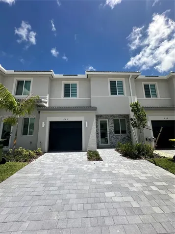 643 SE 15th Street Homestead FL 33034