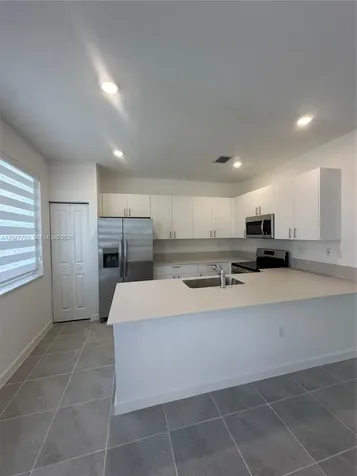 643 SE 15th Street Homestead FL 33034