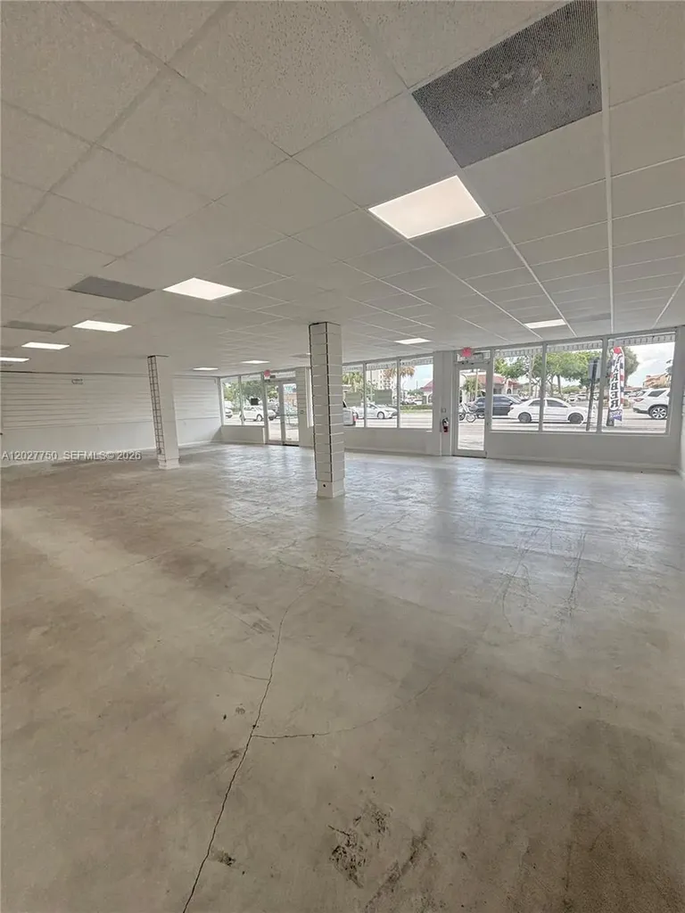 6741 SW 8th Street Miami FL 33144