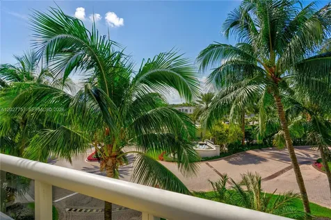 10275 Collins Avenue Bal Harbour FL 33154