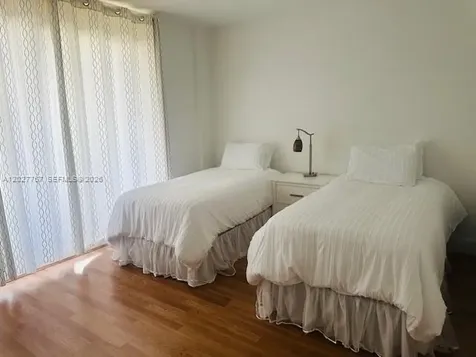 10275 Collins Avenue Bal Harbour FL 33154
