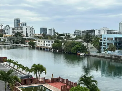 110 S Shore Drive Miami Beach FL 33141