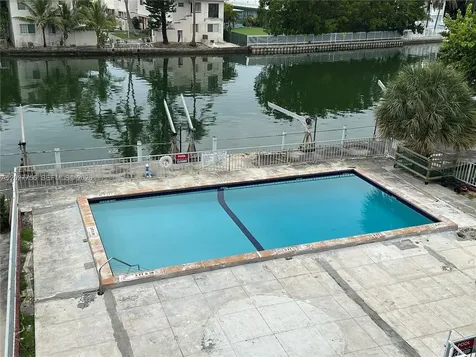 110 S Shore Drive Miami Beach FL 33141