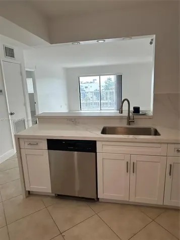 110 S Shore Drive Miami Beach FL 33141