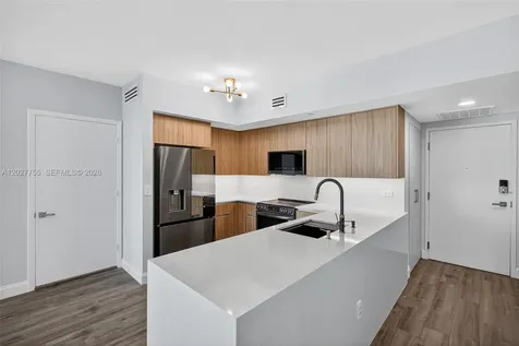 350 S Miami Avenue Miami FL 33130