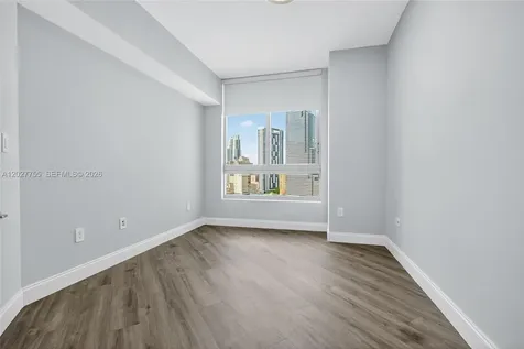 350 S Miami Avenue Miami FL 33130