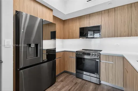 350 S Miami Avenue Miami FL 33130