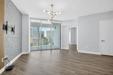350 S Miami Avenue Miami FL 33130