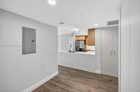 350 S Miami Avenue Miami FL 33130
