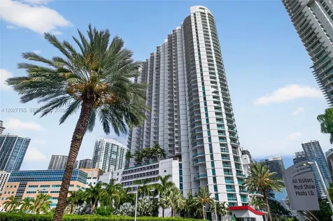 350 S Miami Avenue Miami FL 33130