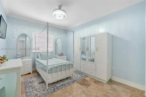 16732 NW 89th Place Miami Lakes FL 33018