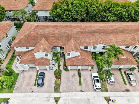 8320 Via Serena Boca Raton FL 33433