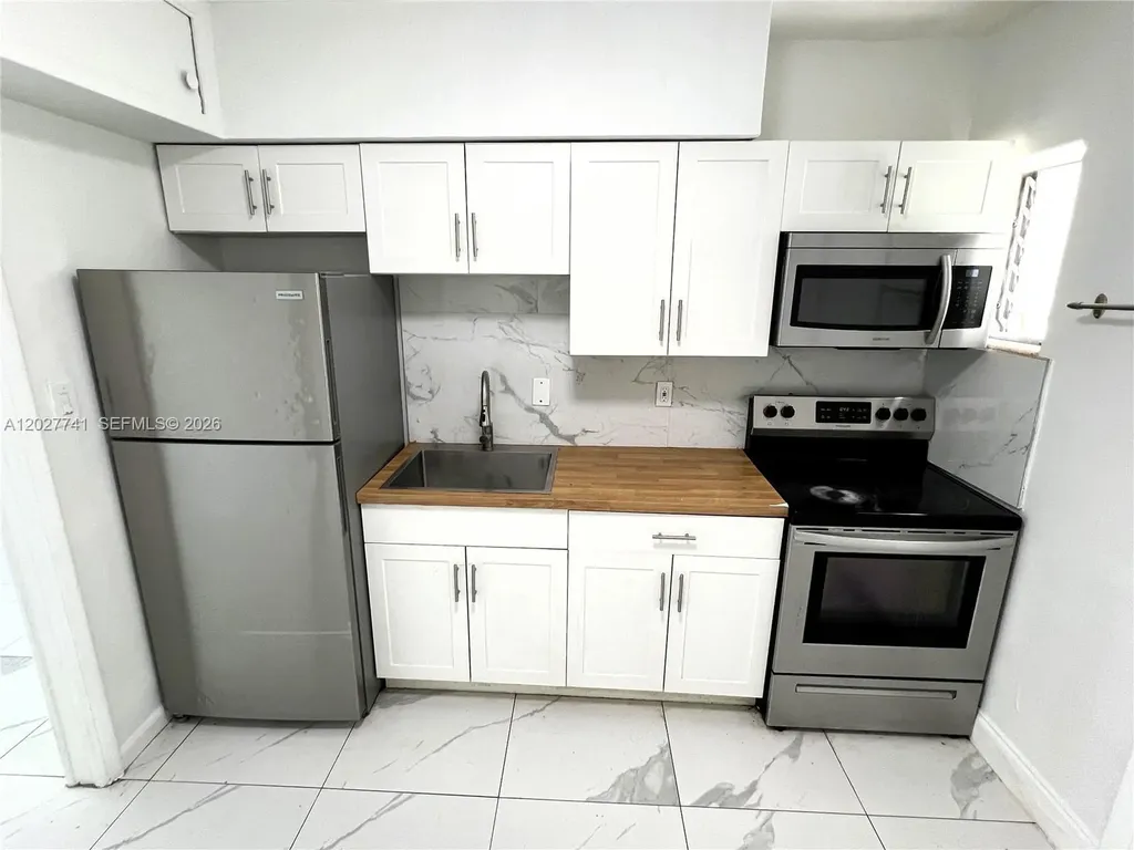2226 Cody Street Hollywood FL 33020