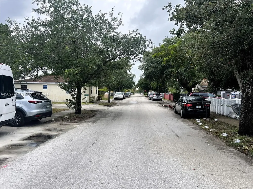 2226 Cody Street Hollywood FL 33020