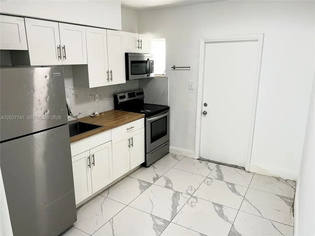 2226 Cody Street Hollywood FL 33020