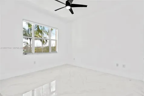 4404 SW 160th Avenue Miramar FL 33027