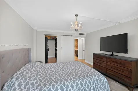 2655 Collins Avenue Miami Beach FL 33140