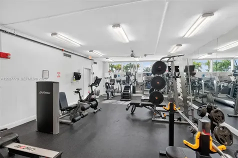 2655 Collins Avenue Miami Beach FL 33140