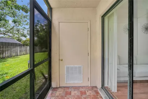 9181 NW 1st Court Pembroke Pines FL 33024