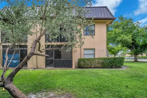 9181 NW 1st Court Pembroke Pines FL 33024