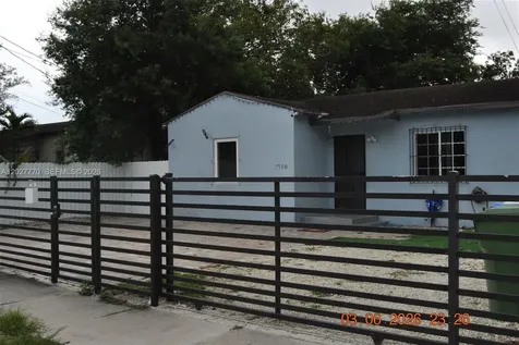 1750 NW 55th Terrace Miami FL 33142