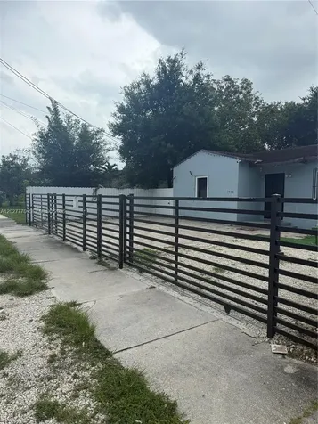 1750 NW 55th Terrace Miami FL 33142