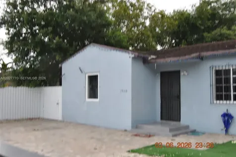 1750 NW 55th Terrace Miami FL 33142