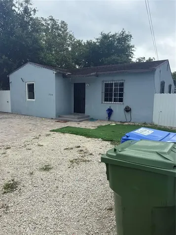 1750 NW 55th Terrace Miami FL 33142