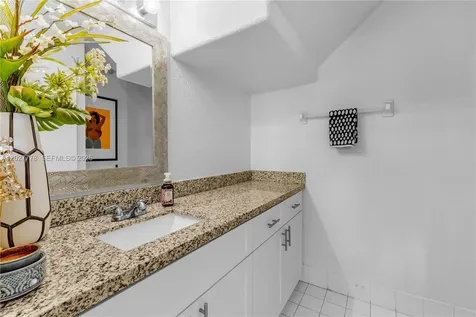 2420 SW 87th Way Miramar FL 33025