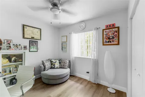2420 SW 87th Way Miramar FL 33025