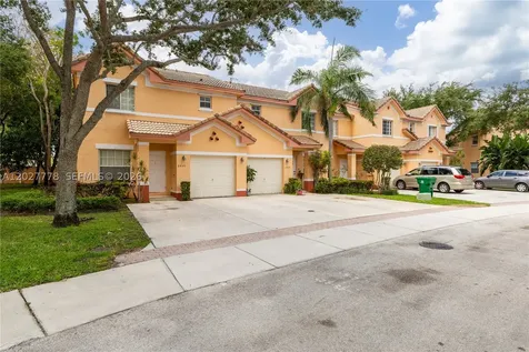2420 SW 87th Way Miramar FL 33025