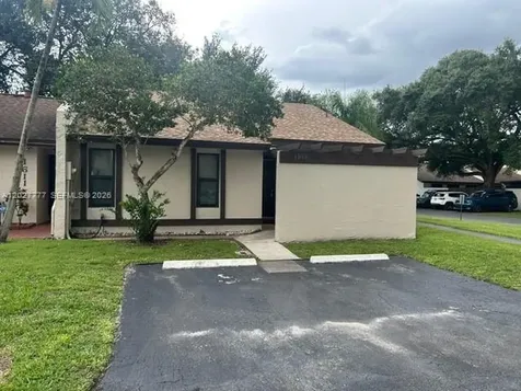 1601 NW 98th Way Pembroke Pines FL 33024