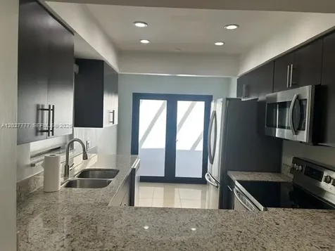 1601 NW 98th Way Pembroke Pines FL 33024