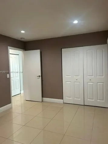 1601 NW 98th Way Pembroke Pines FL 33024