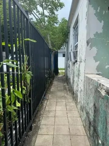 6930 NW 15th Avenue Miami FL 33147