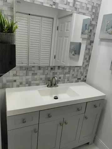255 NE 41st Court Deerfield Beach FL 33064