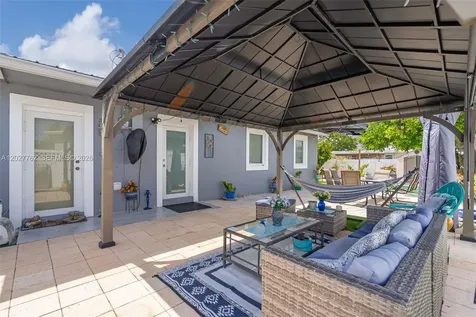 255 NE 41st Court Deerfield Beach FL 33064
