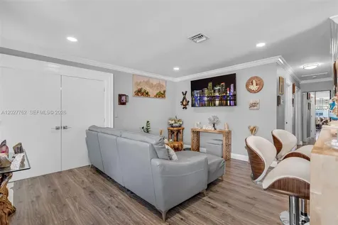 255 NE 41st Court Deerfield Beach FL 33064